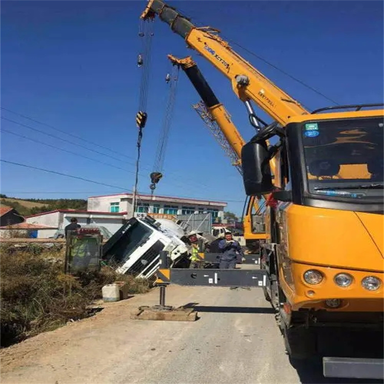 通道吊车道路救援多少钱